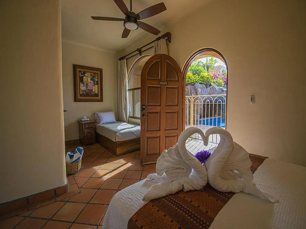 Villa Beachfront Delfin Estate With Pool Sleeps 43 Mazatlán México